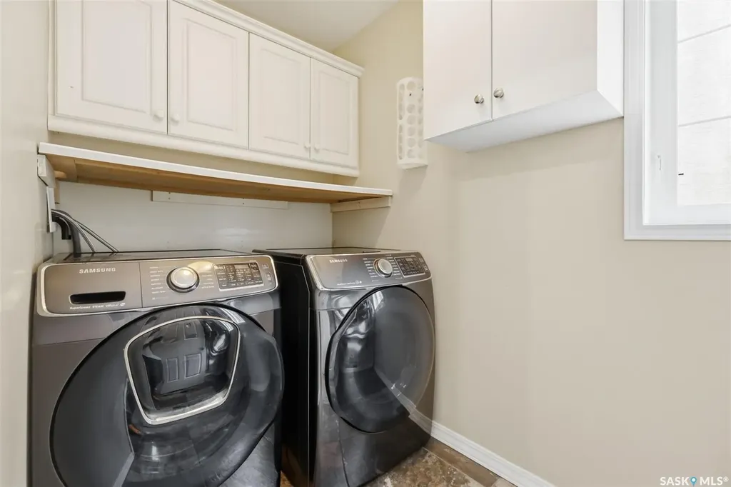 106 Mendel Crescent Saskatoon SK S7J 5J7