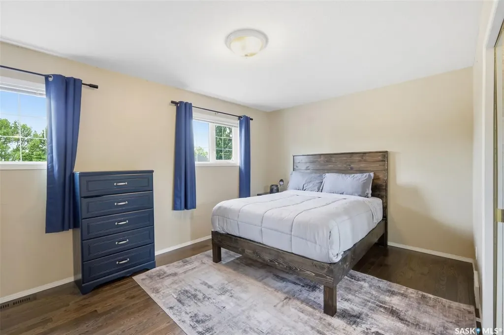 106 Mendel Crescent Saskatoon SK S7J 5J7