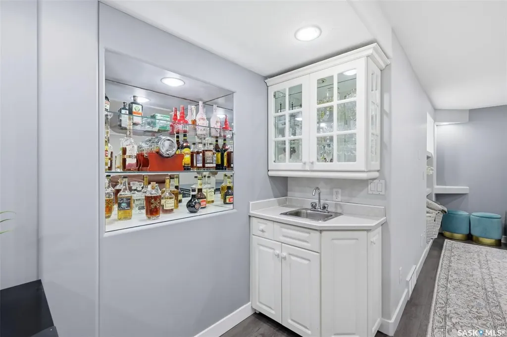 106 Mendel Crescent Saskatoon SK S7J 5J7