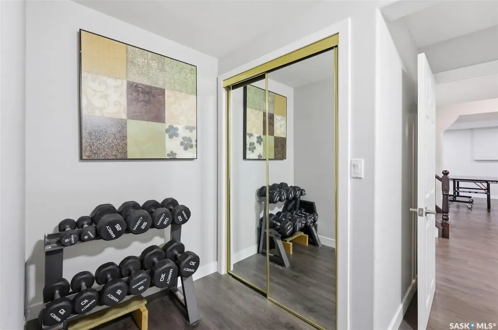 106 Mendel Crescent Saskatoon SK S7J 5J7