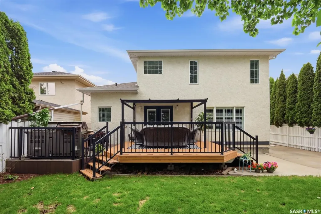 106 Mendel Crescent Saskatoon SK S7J 5J7