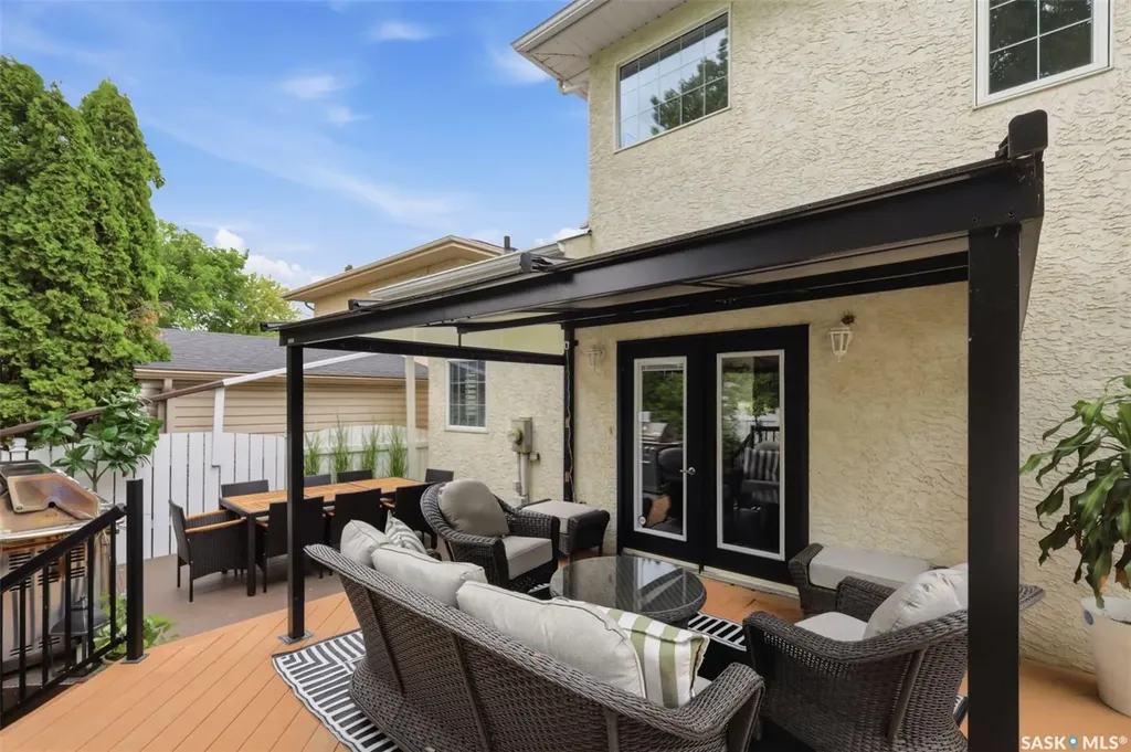106 Mendel Crescent Saskatoon SK S7J 5J7