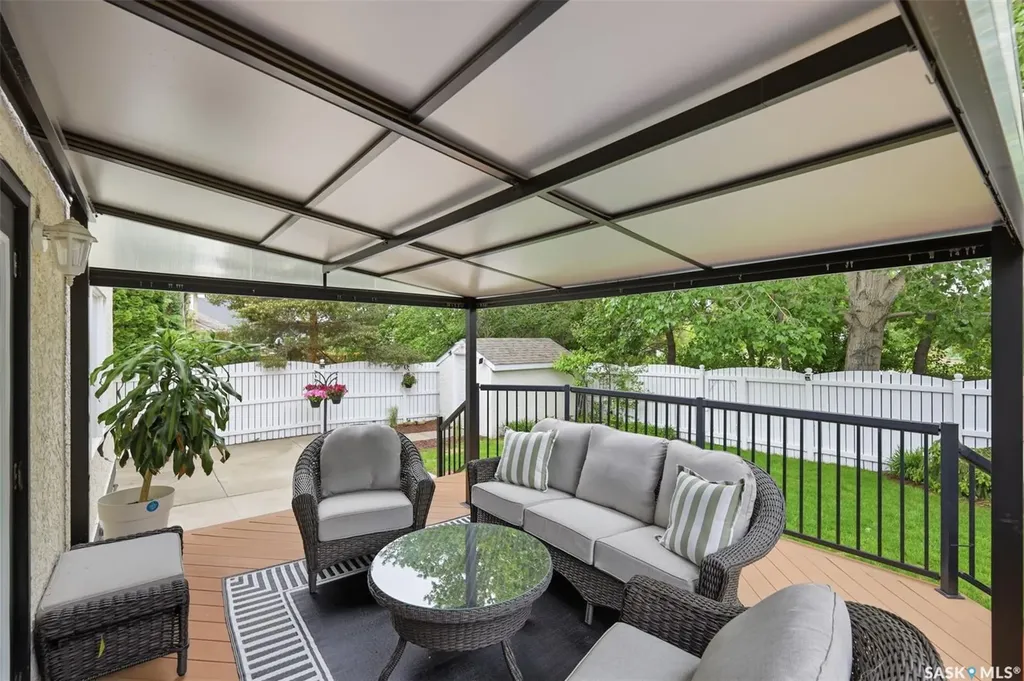 106 Mendel Crescent Saskatoon SK S7J 5J7