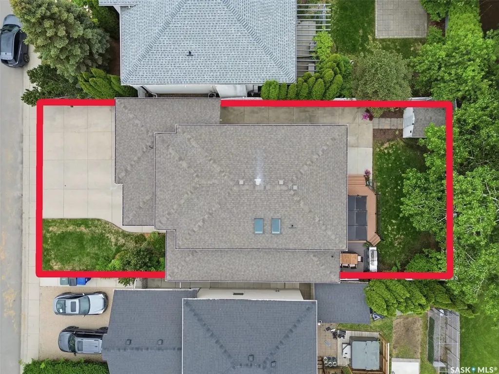 106 Mendel Crescent Saskatoon SK S7J 5J7