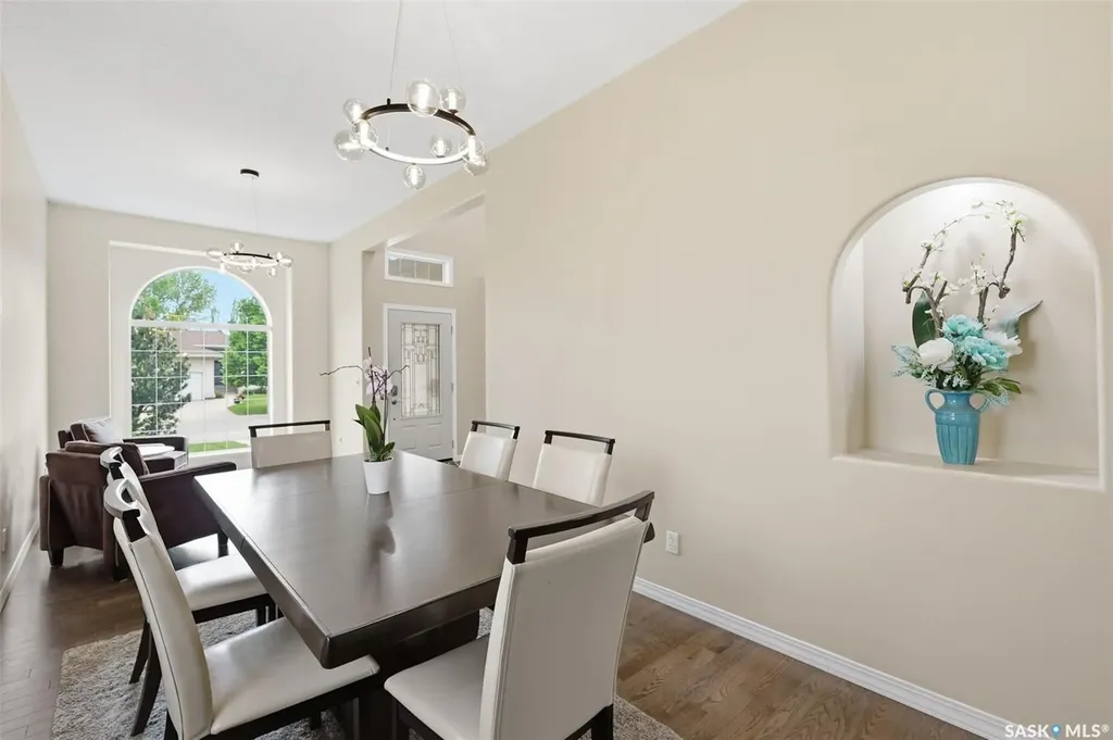 106 Mendel Crescent Saskatoon SK S7J 5J7