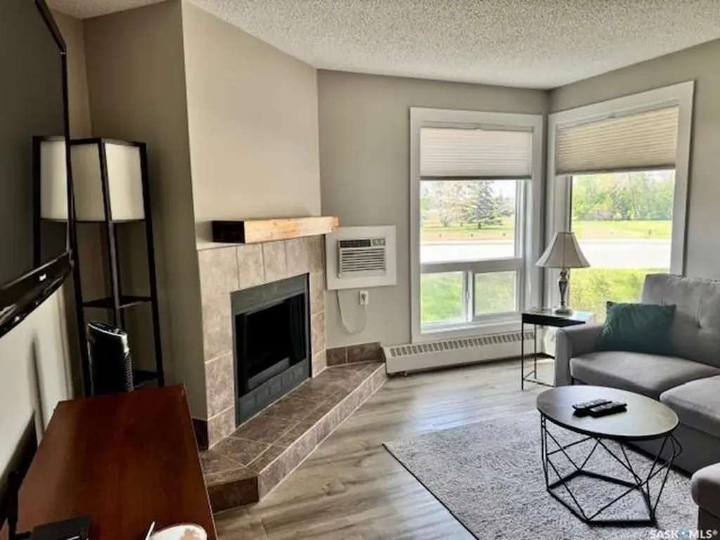 2921 Harding Street Regina SK S4V 1B9