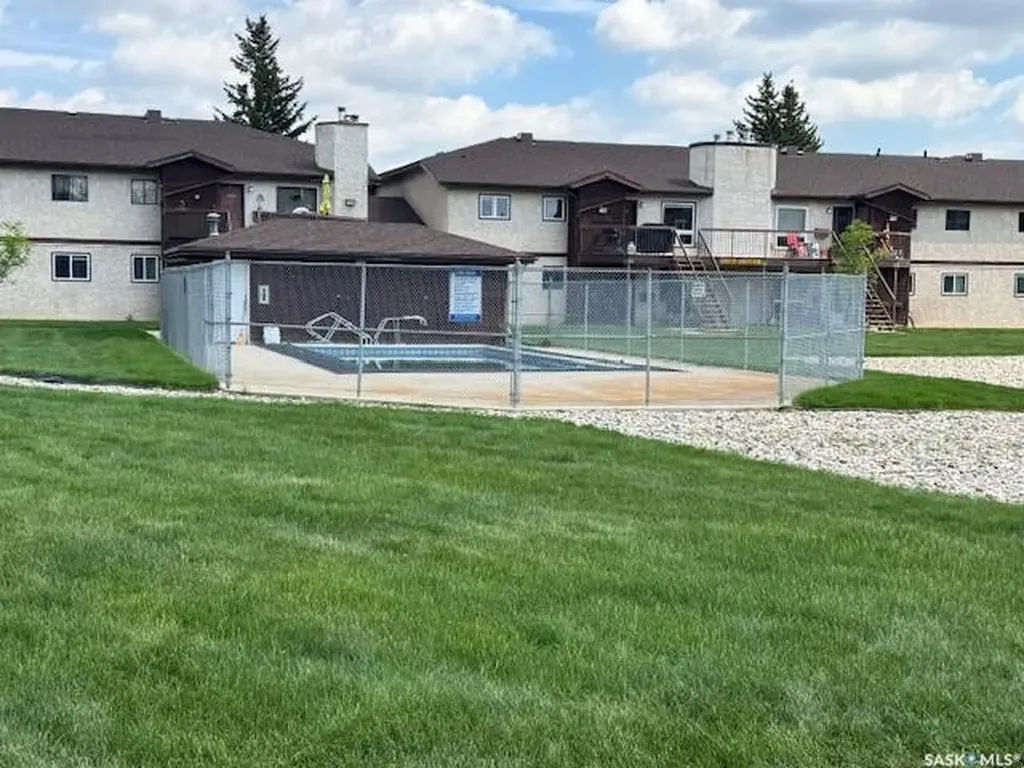 2921 Harding Street Regina SK S4V 1B9