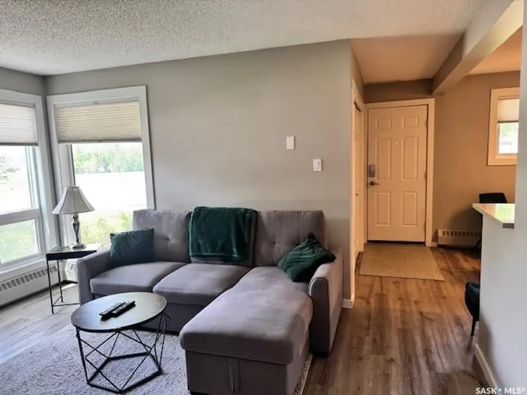2921 Harding Street Regina SK S4V 1B9