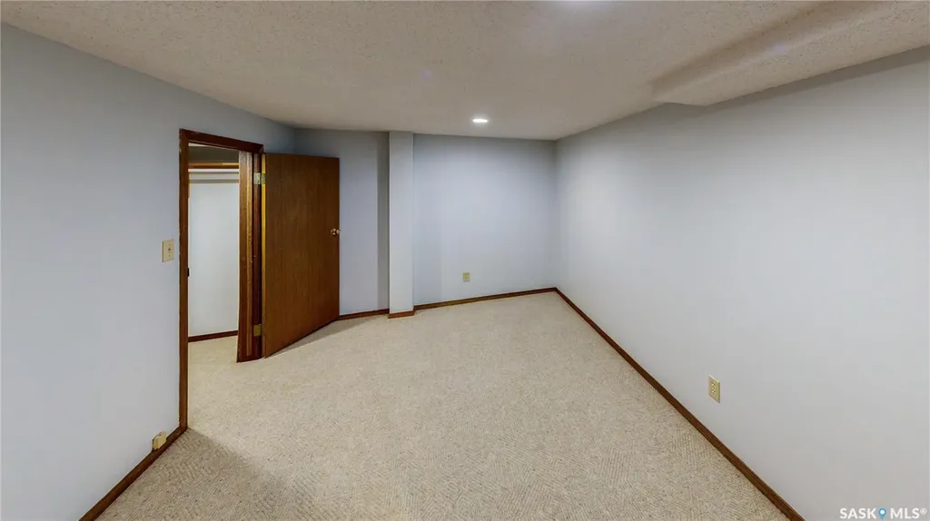 2630 Crocus Drive Regina SK S4V 1S8