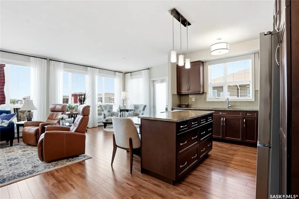1025 Moss Avenue Saskatoon SK S7H 5A6