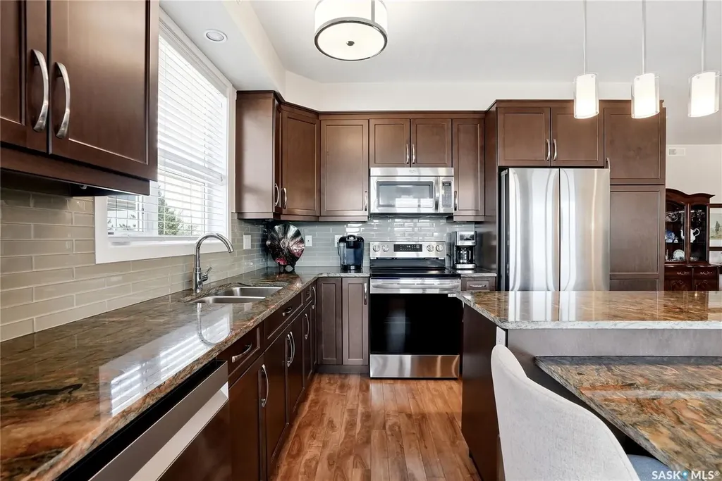 1025 Moss Avenue Saskatoon SK S7H 5A6