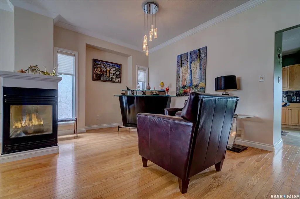3511 Bishop Crescent E Regina SK S4Z 1A6