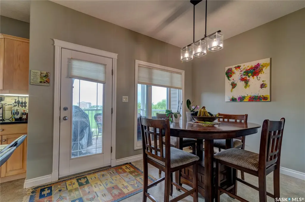 3511 Bishop Crescent E Regina SK S4Z 1A6