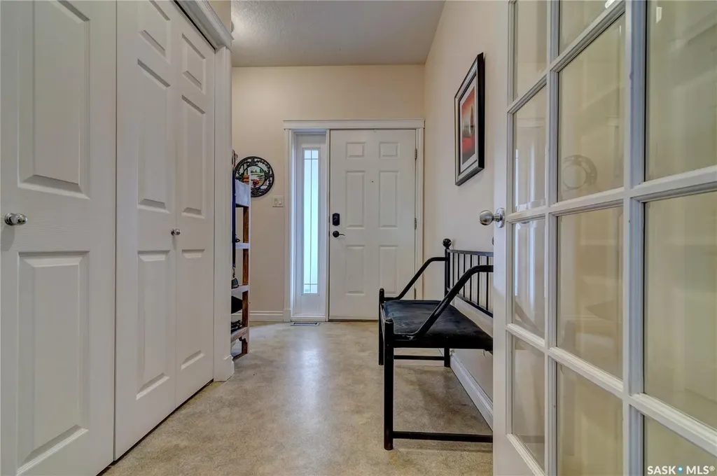 3511 Bishop Crescent E Regina SK S4Z 1A6