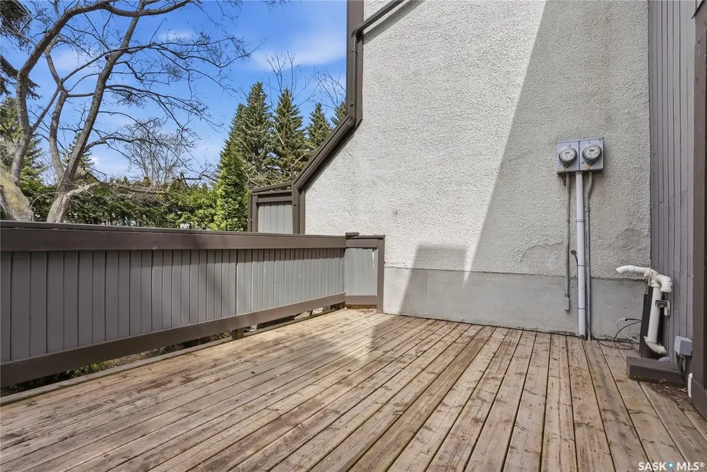 455 Pinehouse Drive Saskatoon SK S7K 5X1