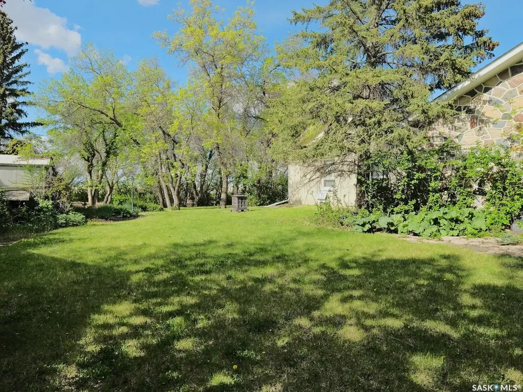107 Jubilee Crescent Rosetown SK S0L 2V0