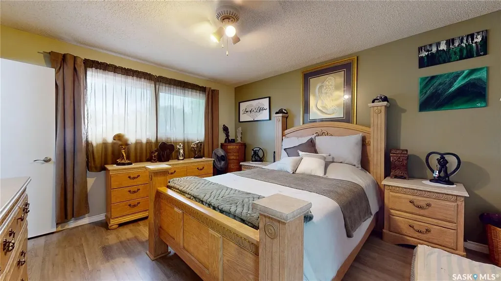 255 Litzenberger Crescent Regina SK S4R 7A2