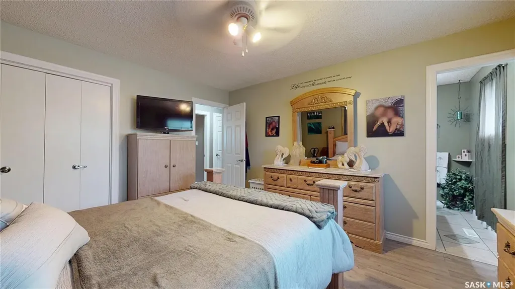 255 Litzenberger Crescent Regina SK S4R 7A2