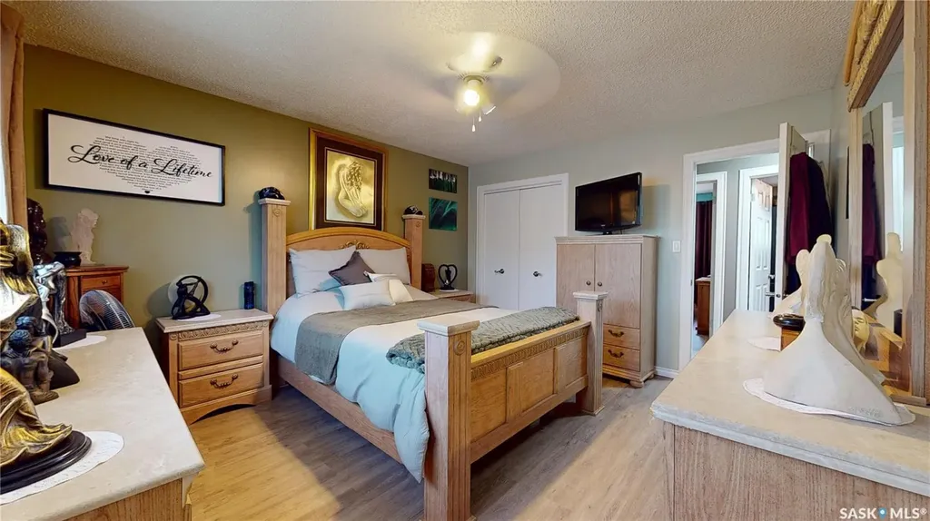 255 Litzenberger Crescent Regina SK S4R 7A2