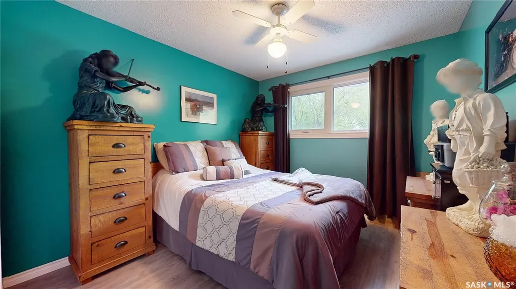 255 Litzenberger Crescent Regina SK S4R 7A2