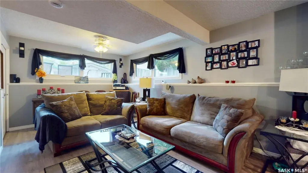 255 Litzenberger Crescent Regina SK S4R 7A2
