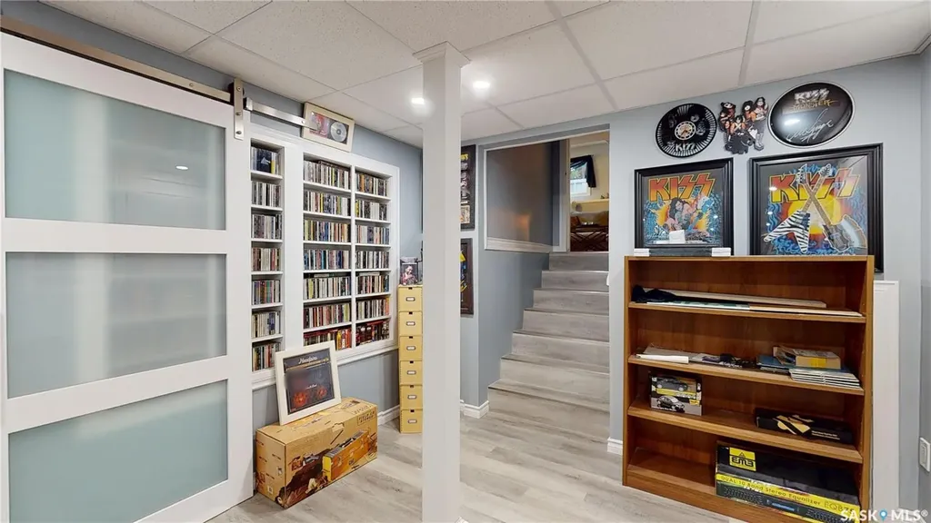 255 Litzenberger Crescent Regina SK S4R 7A2