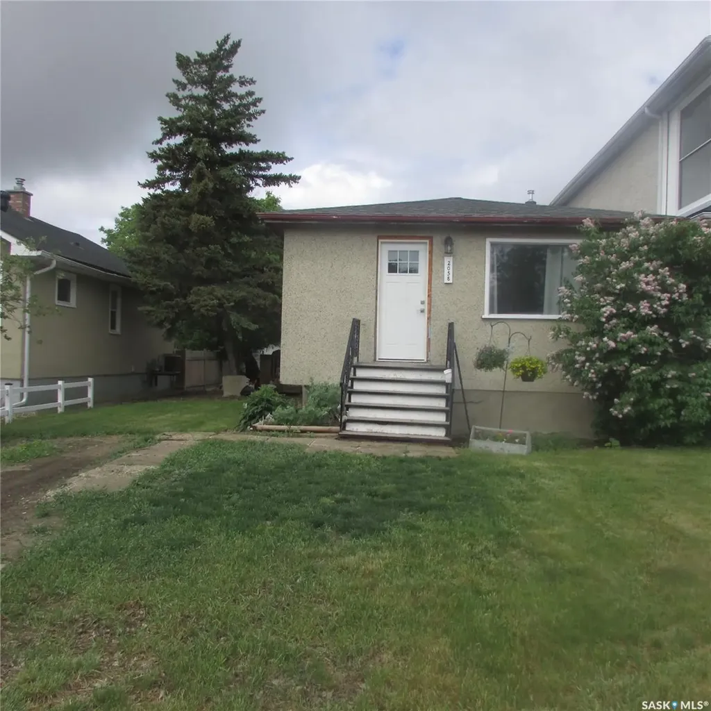 2058 Alexandra Street Regina SK S4T 4P5