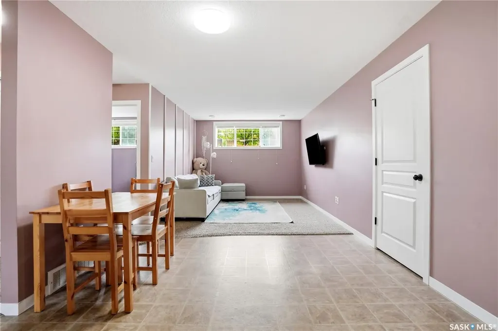 4640 Harbour Landing Drive Regina SK S4W 0B8
