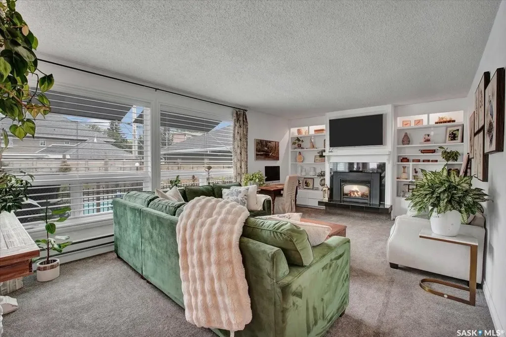 310 Willow Street E Saskatoon SK S7J 0C6