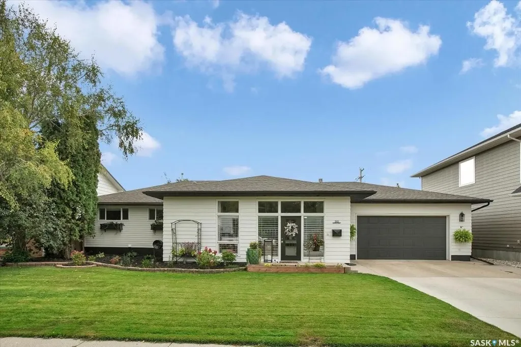 310 Willow Street E Saskatoon SK S7J 0C6