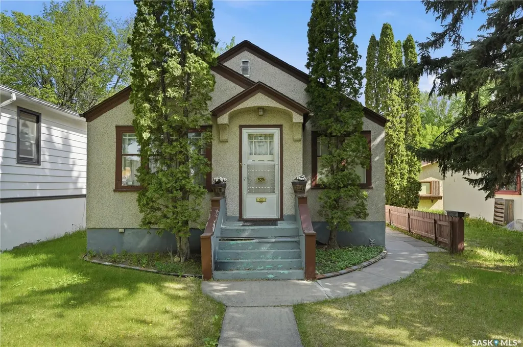 525 5th Street E Saskatoon SK S7H 1G2