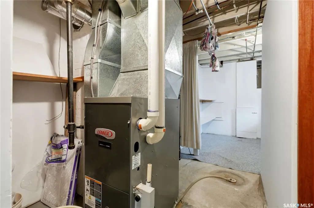 525 5th Street E Saskatoon SK S7H 1G2