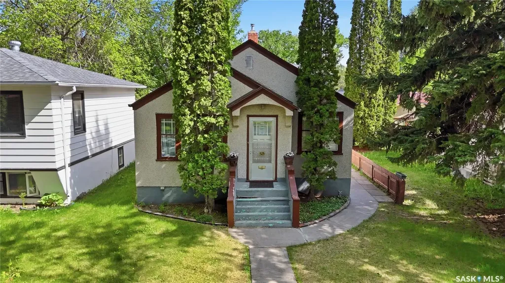 525 5th Street E Saskatoon SK S7H 1G2