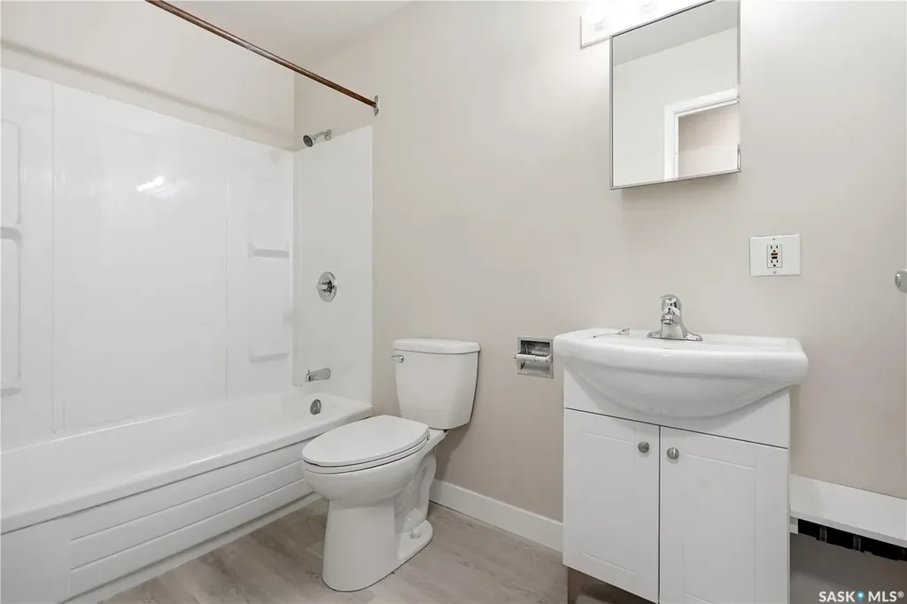 4134 Castle Road Regina SK S4S 6A4