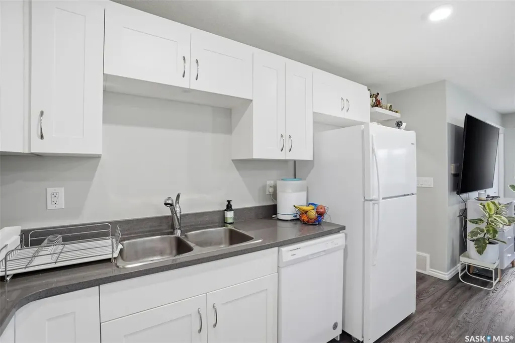 110 Akhtar Bend Saskatoon SK S7W 0Y9