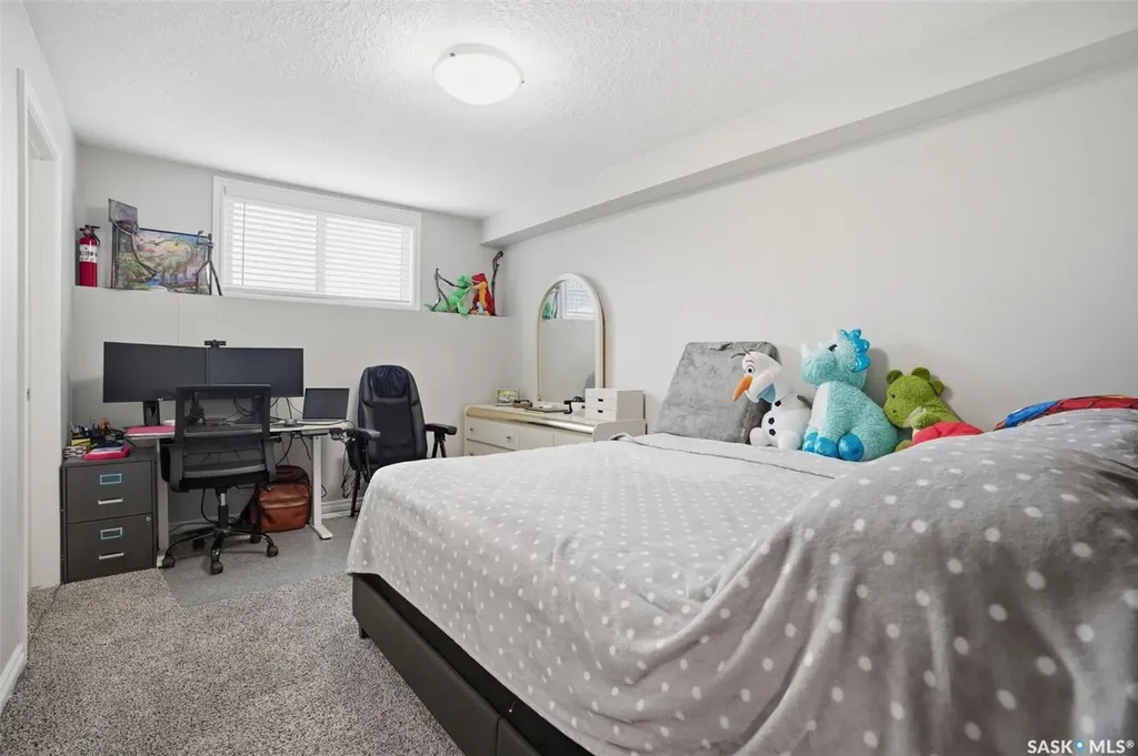 110 Akhtar Bend Saskatoon SK S7W 0Y9