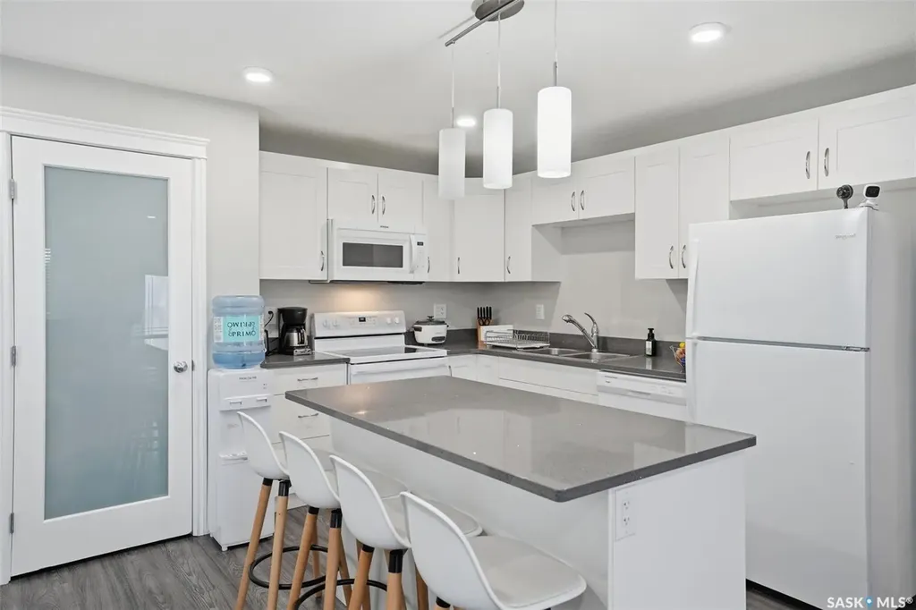 110 Akhtar Bend Saskatoon SK S7W 0Y9