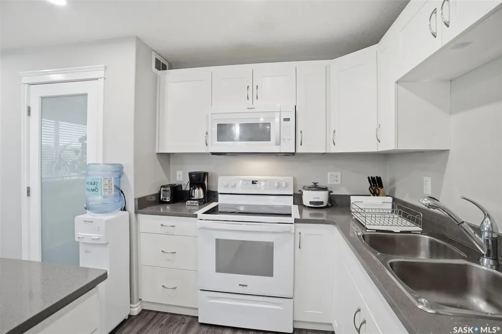 110 Akhtar Bend Saskatoon SK S7W 0Y9
