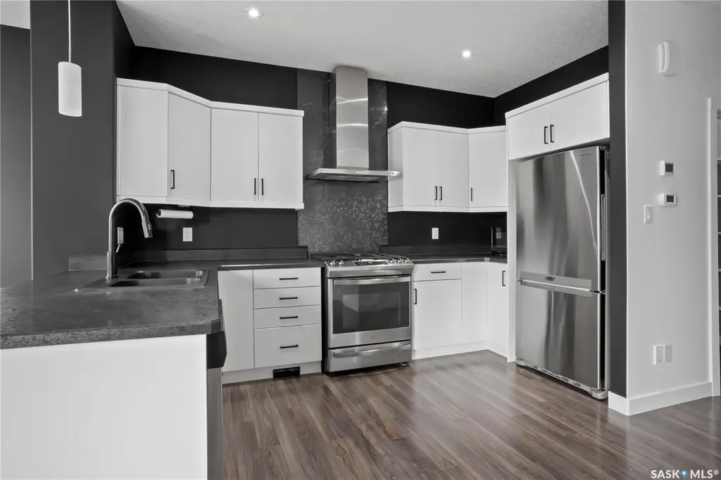 4334 Green Olive Way E Regina SK S4V 1P9
