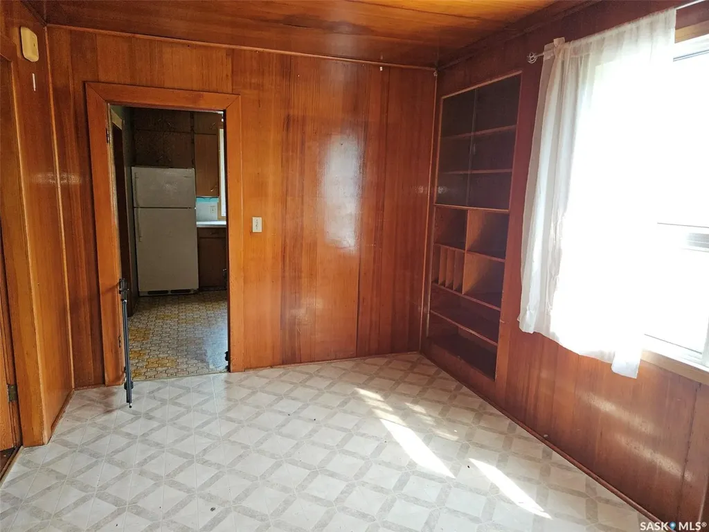 195 Morley Street Kisbey SK S0C 1L0
