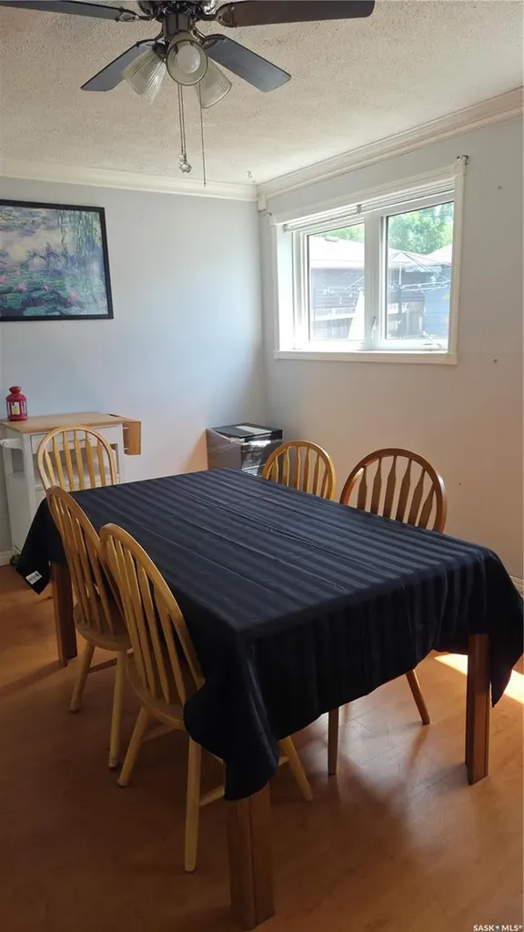 1107 Lillooet Street W Moose Jaw SK S6H 5A2