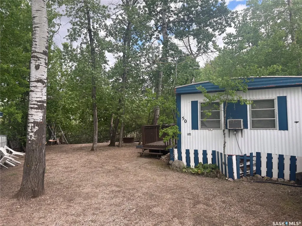 8 Hunter Bay Fishing Lake SK S0A 4J0