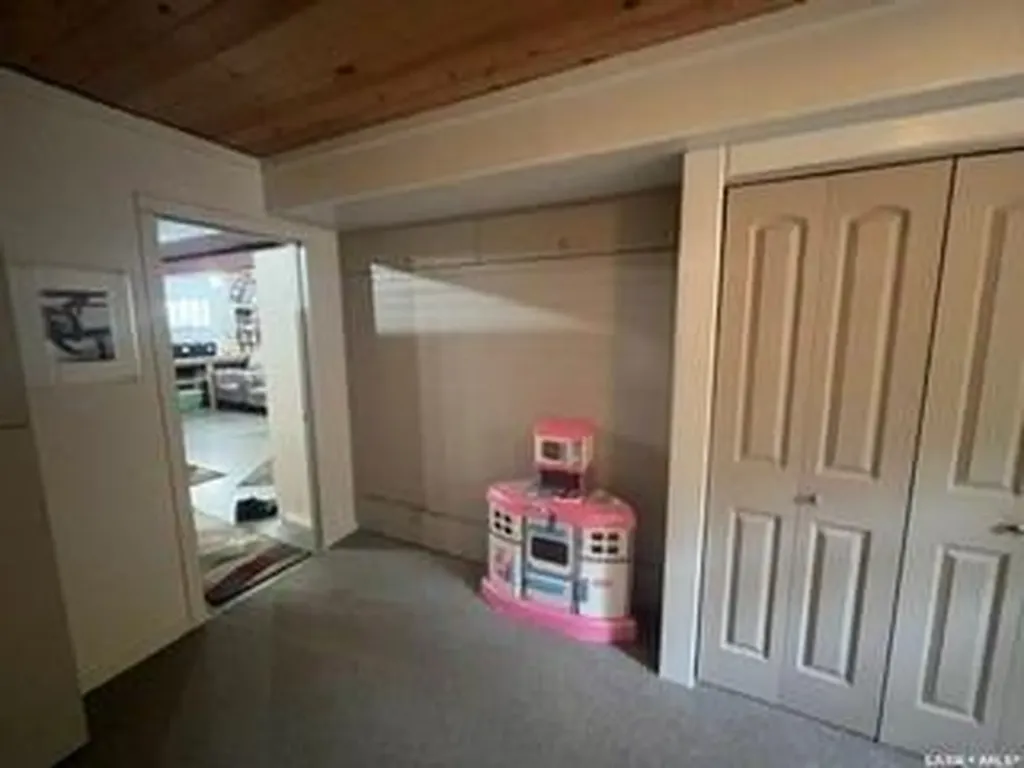 133 Mcintosh Street Lakeland Rm No. 521 SK S0J 0N0