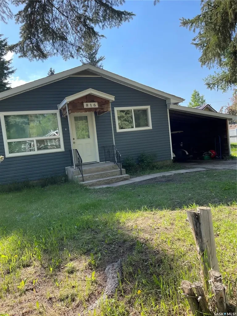 816 Southesk Street Whitewood SK S0G 5C0