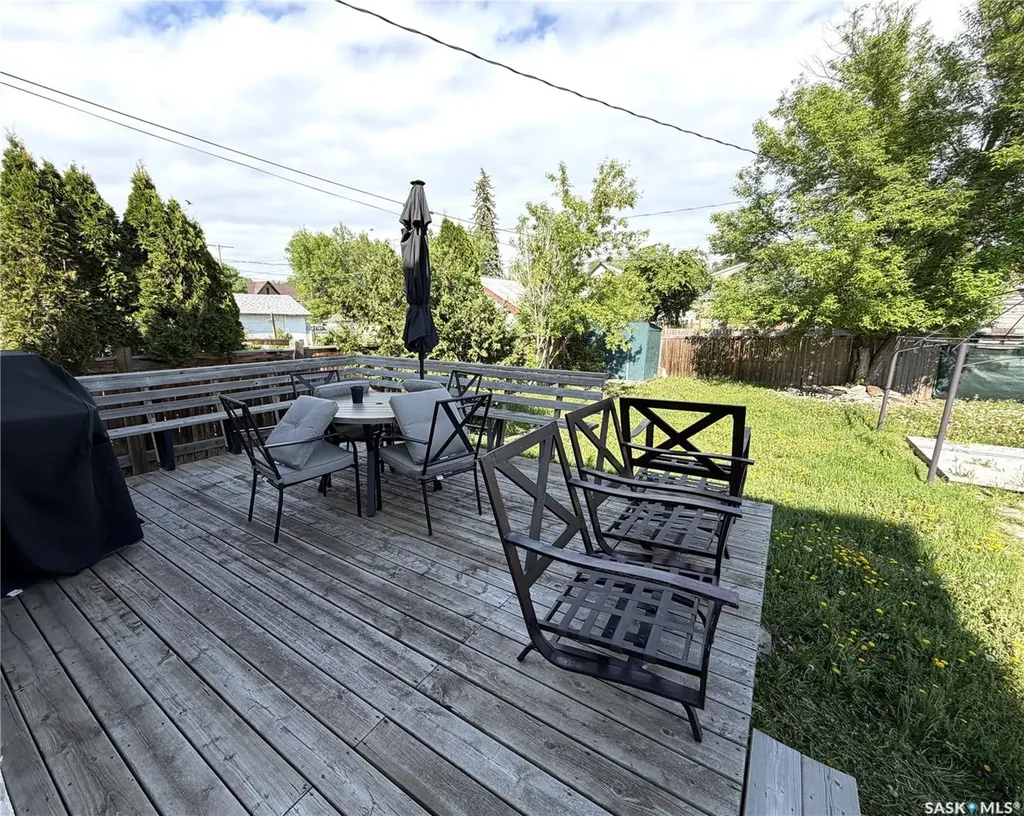 1362 98th Street North Battleford SK S9A 0M2