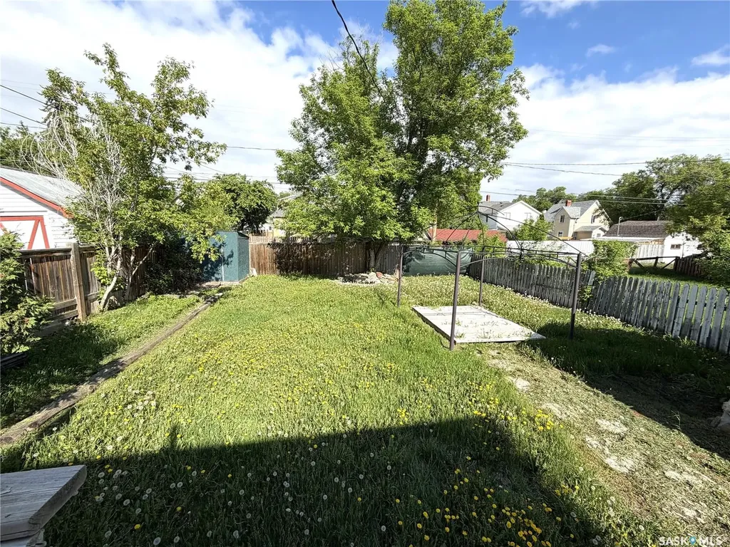 1362 98th Street North Battleford SK S9A 0M2