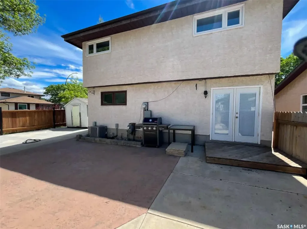 6402 Dalgliesh Drive Regina SK S4X 2R2