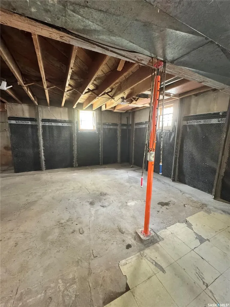 712 Broadway Avenue Regina SK S4N 1C3