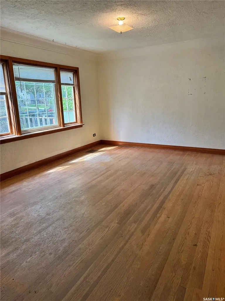 712 Broadway Avenue Regina SK S4N 1C3