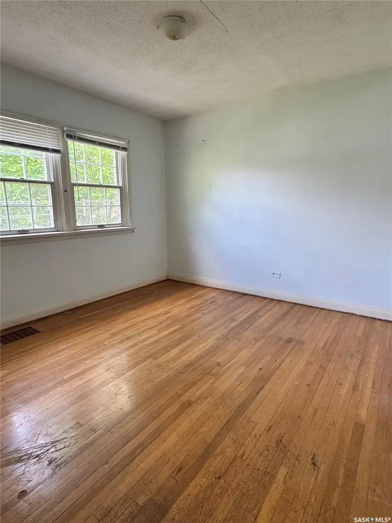 712 Broadway Avenue Regina SK S4N 1C3